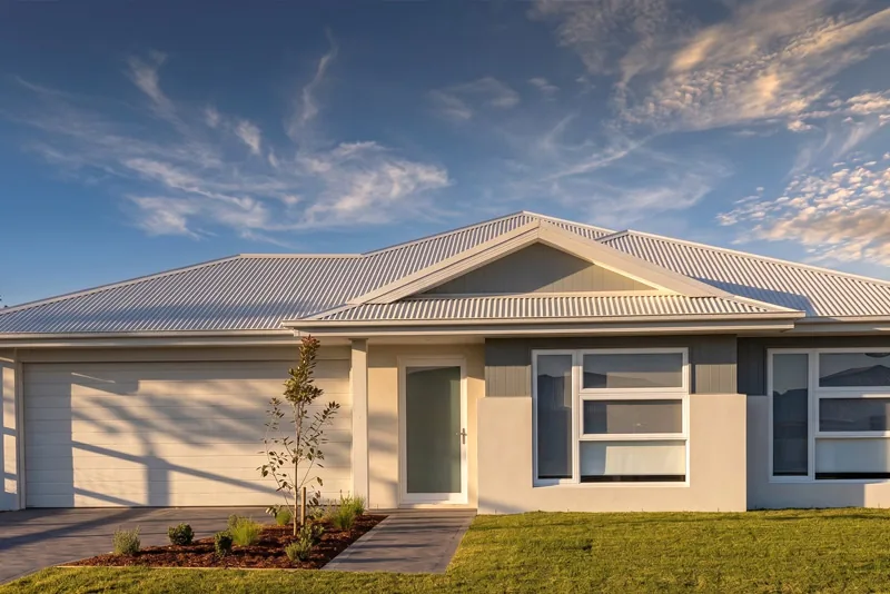 Automatic Equity single-storey new-build exterior